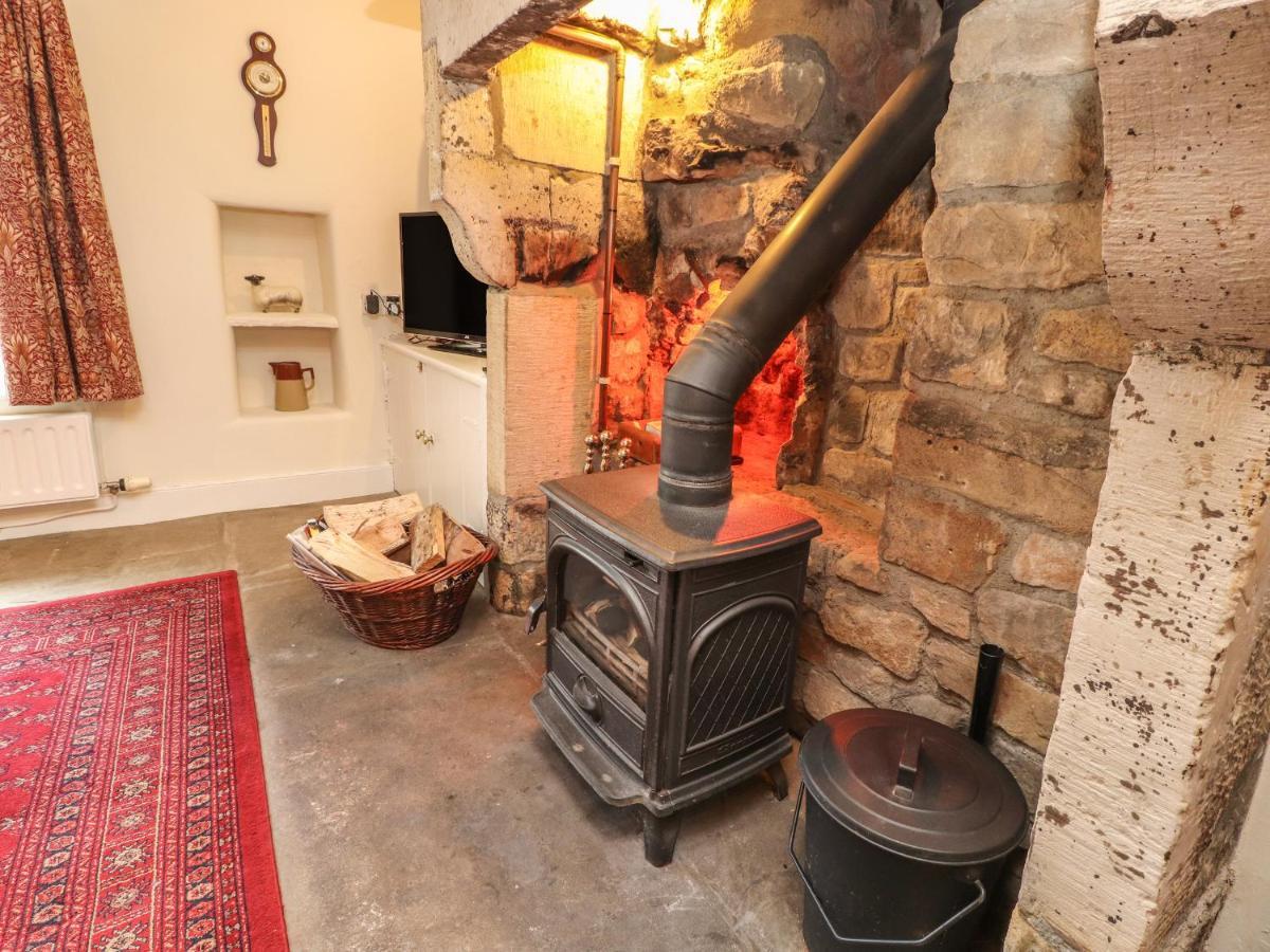 Beehive Cottage Bentham 外观 照片