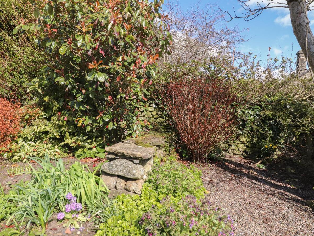 Beehive Cottage Bentham 外观 照片